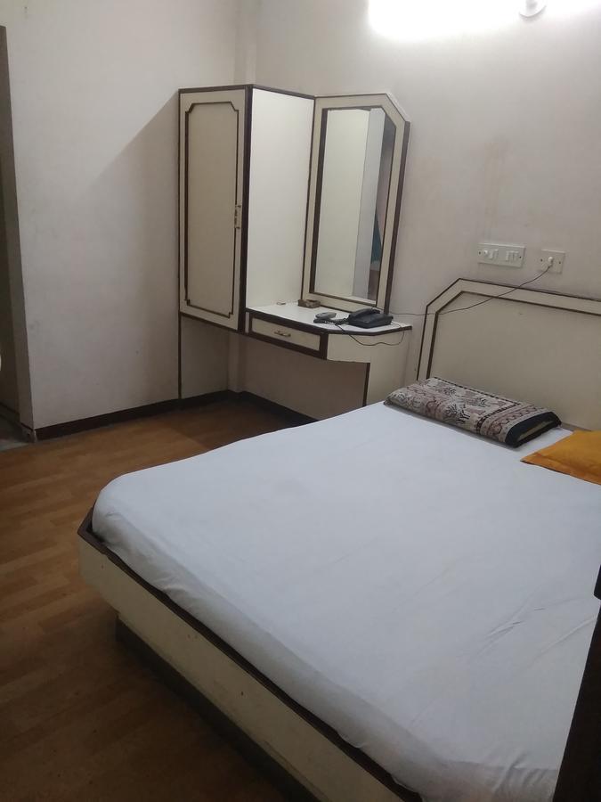Oyo Flagship 40509 Hotel Mps Residential Tower Тирупур Екстериор снимка