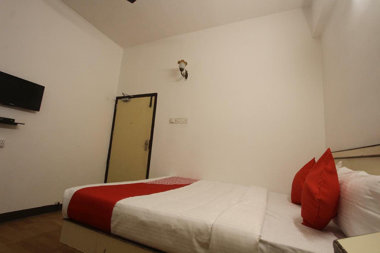 Oyo Flagship 40509 Hotel Mps Residential Tower Тирупур Екстериор снимка