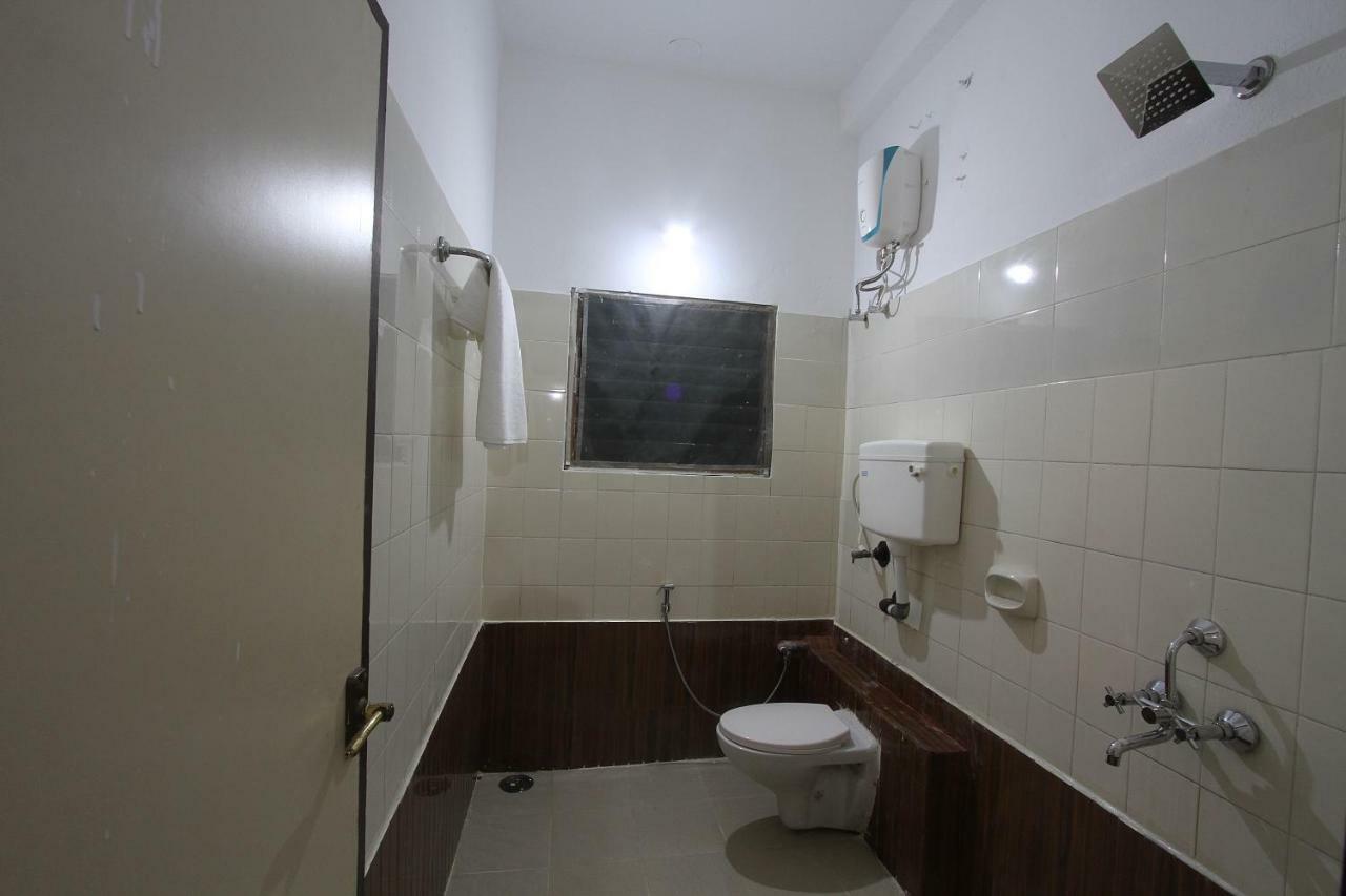 Oyo Flagship 40509 Hotel Mps Residential Tower Тирупур Екстериор снимка
