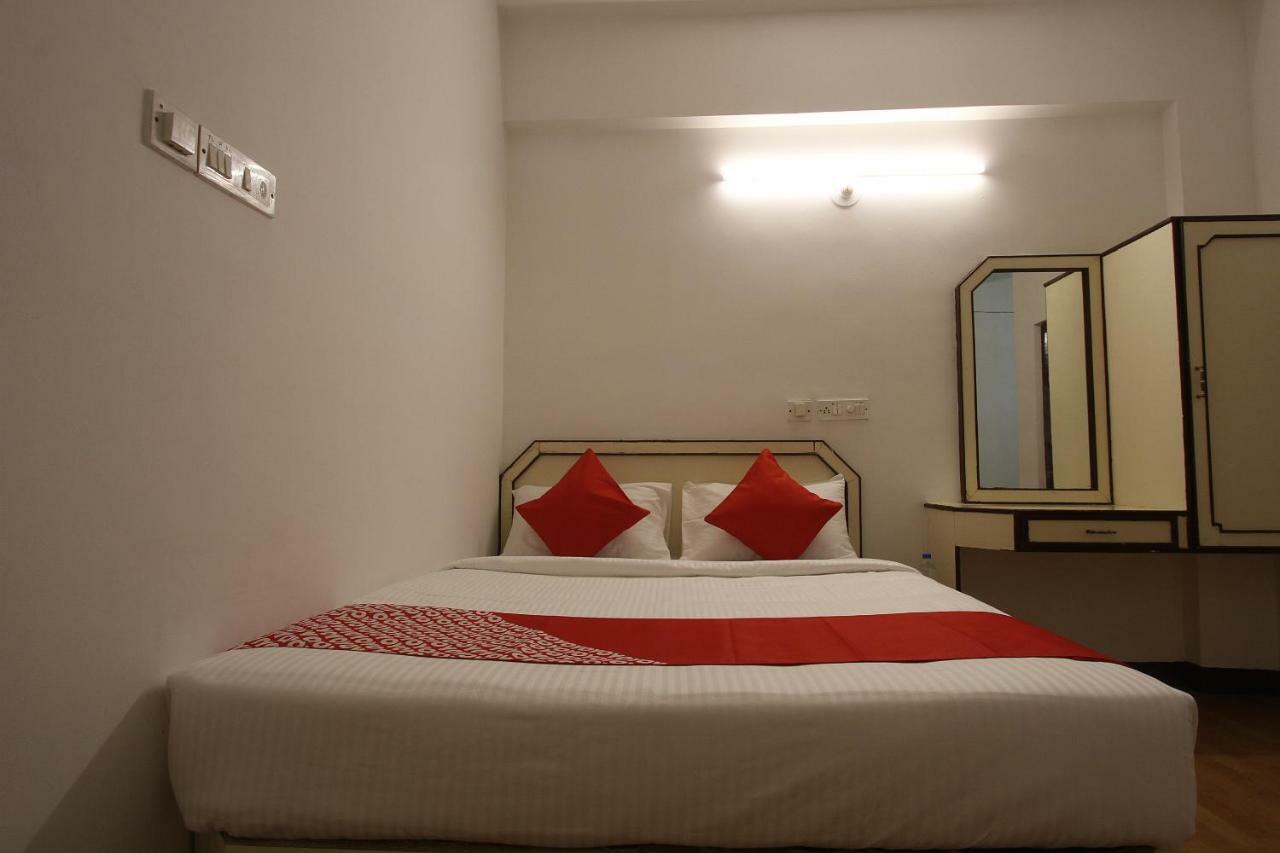 Oyo Flagship 40509 Hotel Mps Residential Tower Тирупур Екстериор снимка